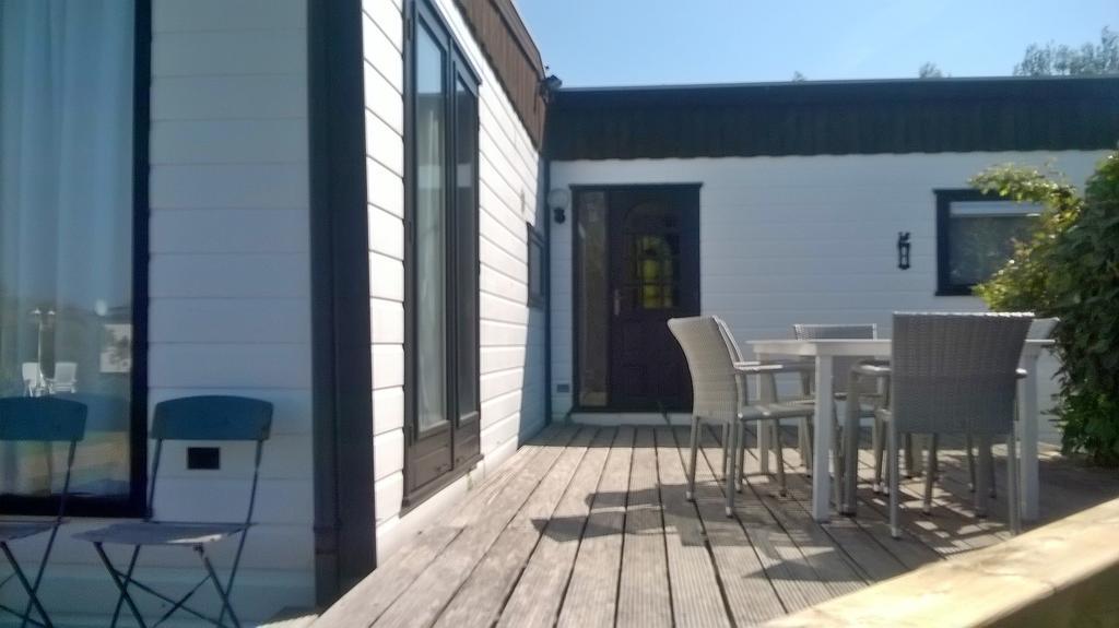 Vakantie Chalet Makkum Exterior photo